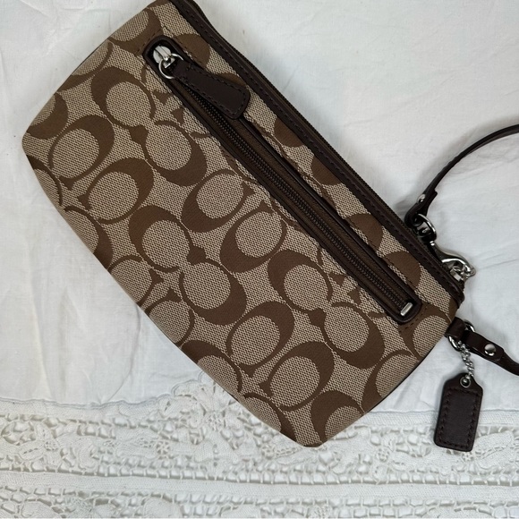 Coach Signature Tan Brown Canvas Leather Wristlet Wallet Small Purse - Picture 3 of 9